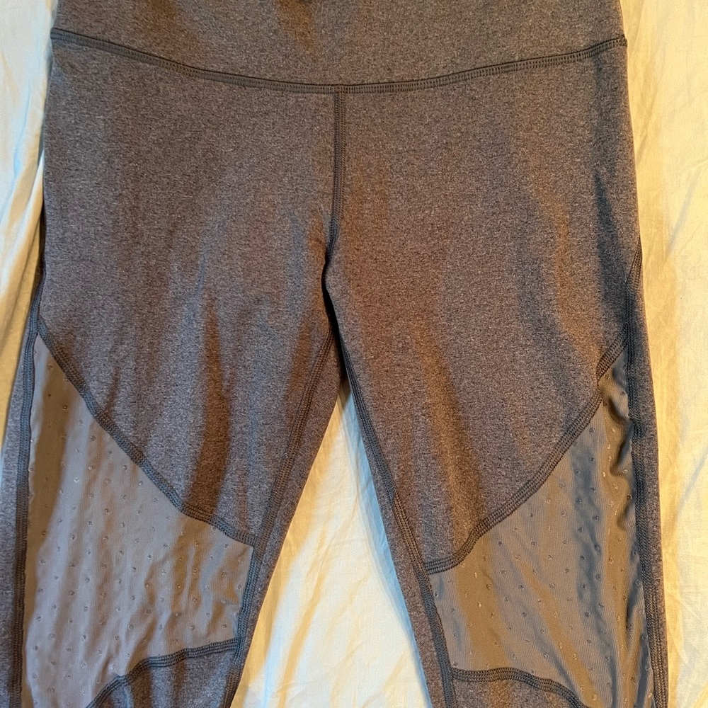 Grey aerie leggings